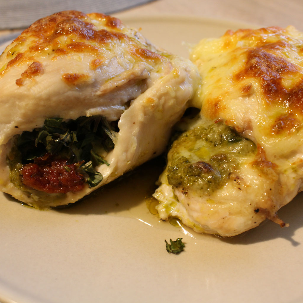  Stuffed chicken fillets